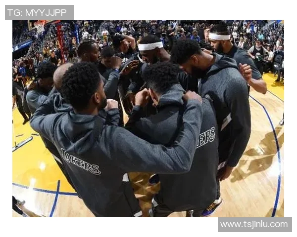 火箭豪阵症结显现:当高塔森林困住进攻命脉 火箭豪阵症结显现:当高塔森林困住进攻命脉