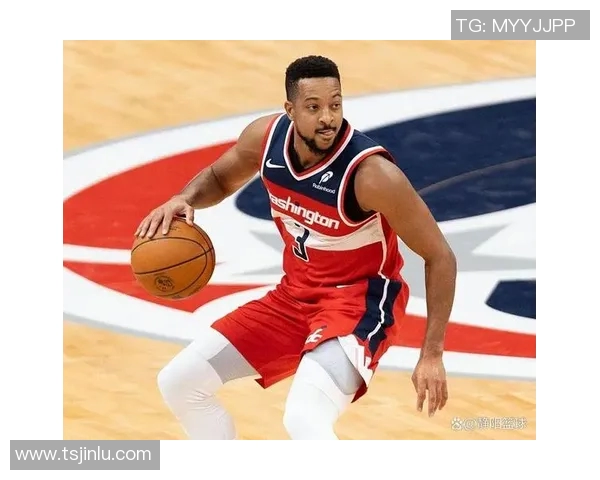 从从容容！麦科勒姆4.6秒后场一条龙压哨命中 奇才单节轰42分